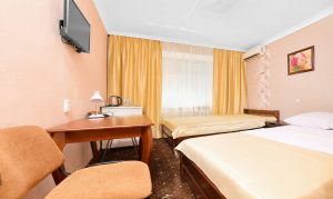 Готель Green City Hotel
